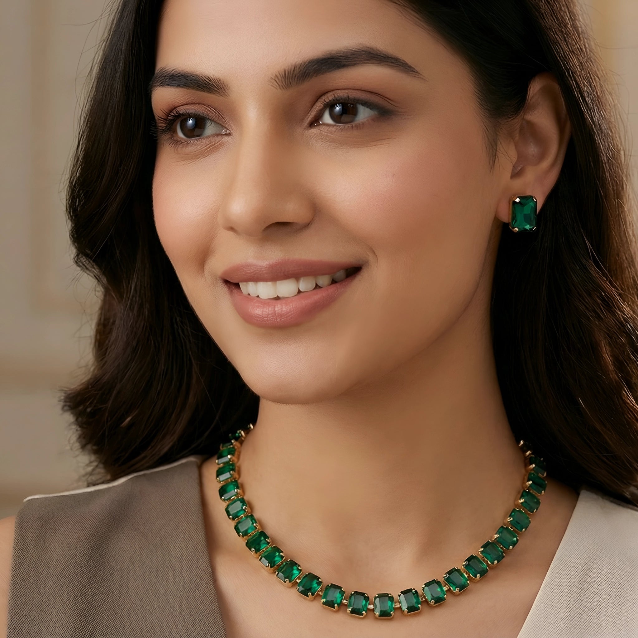 Royal Emerald Necklace Set with Matching Earrings
